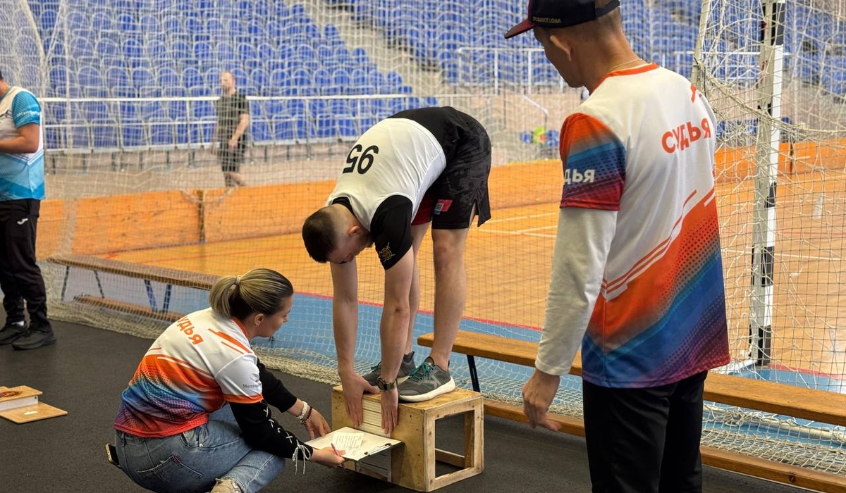 Полицейские Железногорска сдали нормативы ГТО и претендуют на золотой знак