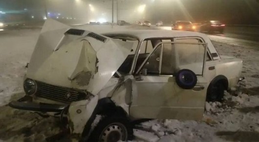 В Курске подросток на «Жигулях» врезался в столб