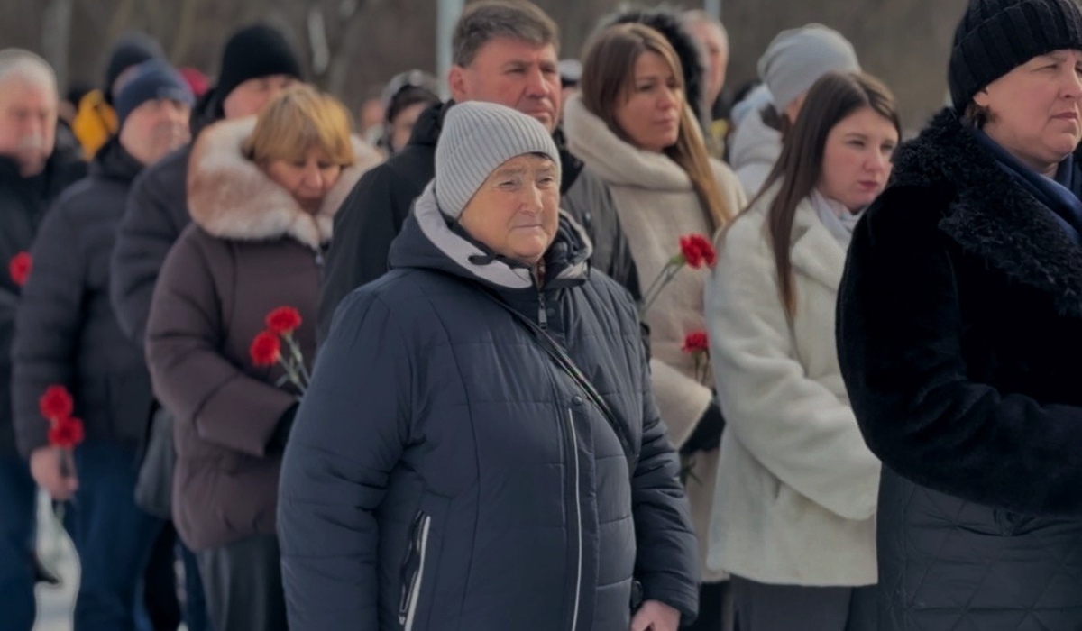 Куряне почтили память мирных жителей суджанской Ивницы погибших от рук фашистов