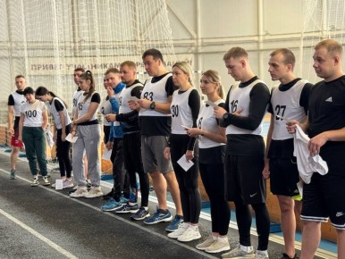 В Железногорске сотрудники полиции выполнили нормативы Всероссийского физкультурно-спортивного комплекса «Готов к труду и обороне» (ГТО)