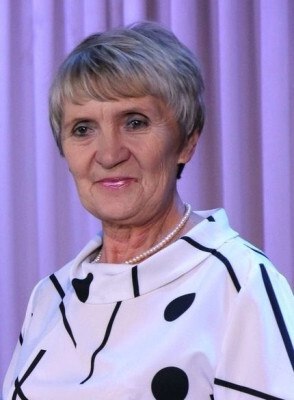 Сегодня свой день рождения отмечает Зоя Алексеевна Горбунова - директор МКОУ "Солдатская ООШ" Фатежского района