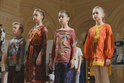 Коллекция «Век моды русской» едет в тур по атомным городам