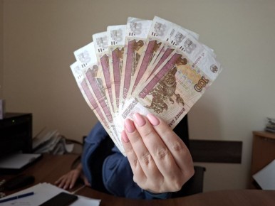 3876 многодетных курянок получают пенсию досрочно В отделении Соцфонда по Курской области напомнили, что мамы, воспитывающие трех и более детей, могут выйти на пенсию раньше общеустановленного возраста. В регионе такие выплаты назначены более чем 3800 мно