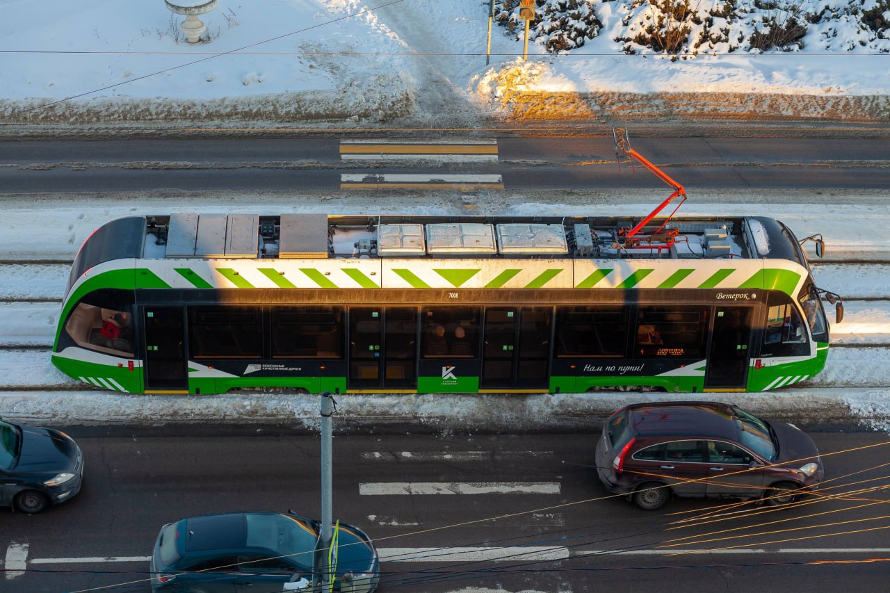 1,7 млн курян воспользовались трамваем № 1