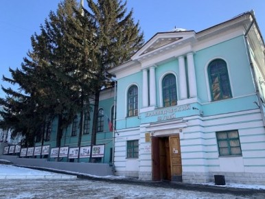 8 ����� ���� � 4 ������� ����� ��� ������ ����� ����������