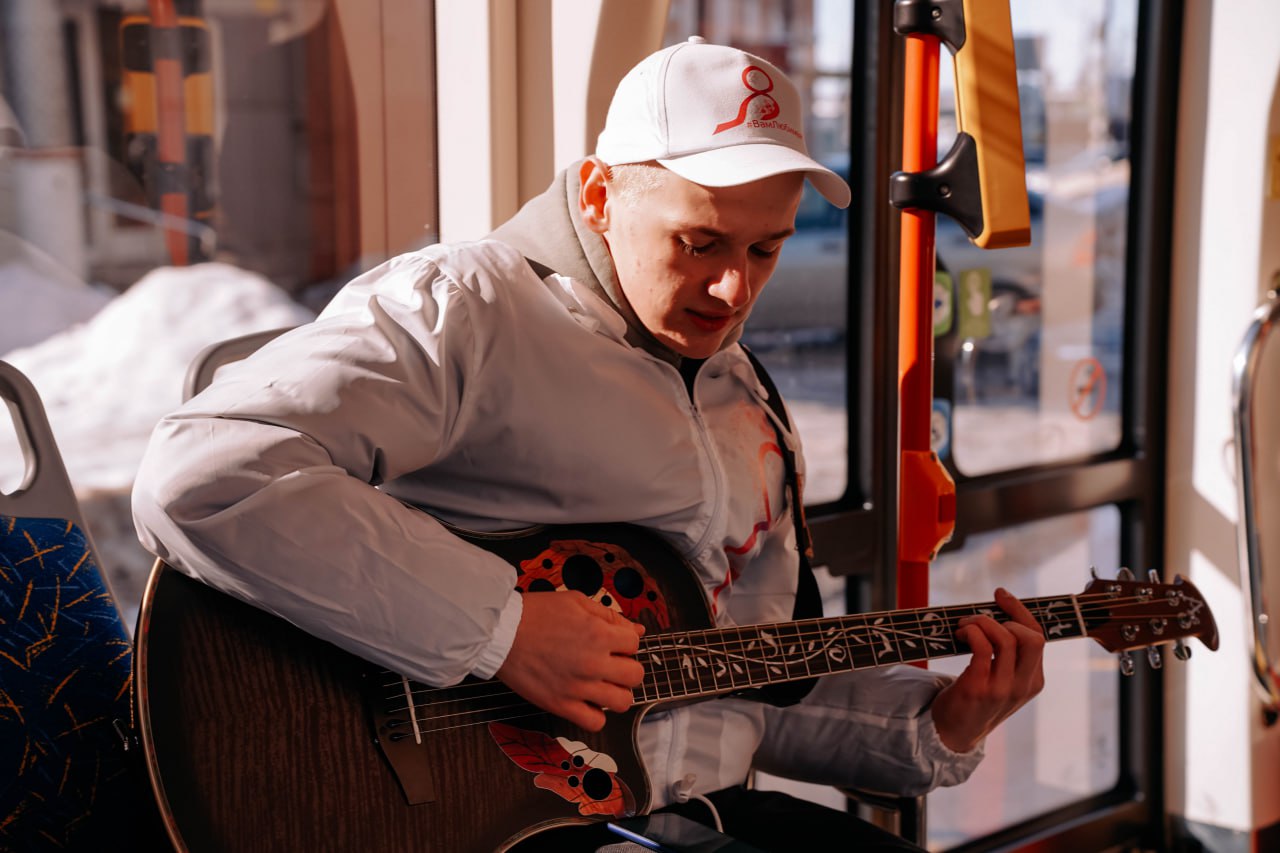 В Курске проходит Всероссийская акция «Вам, Любимые!», посвящённая Международному женскому дню