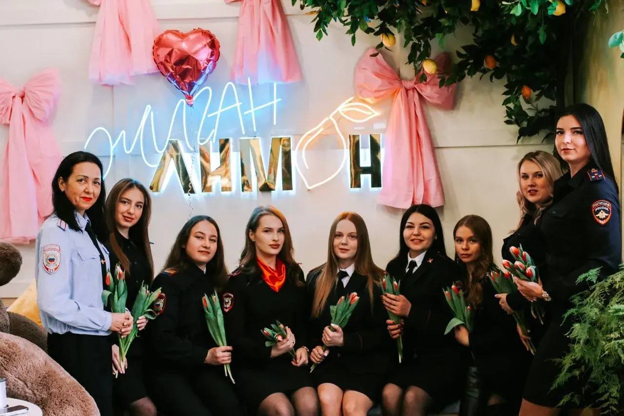 Весна традиционно ассоциируется с обновлением природы, пробуждением жизни и яркими цветами