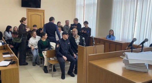 Осужденный экс-депутат Васильев доставлен в суд по делу Дедова