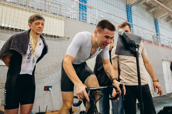 Пожарный из Курска стал чемпионом по триатлону в помещении