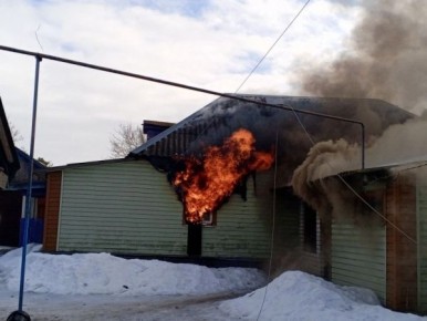 В Курской области потушили пожар в Гореловке