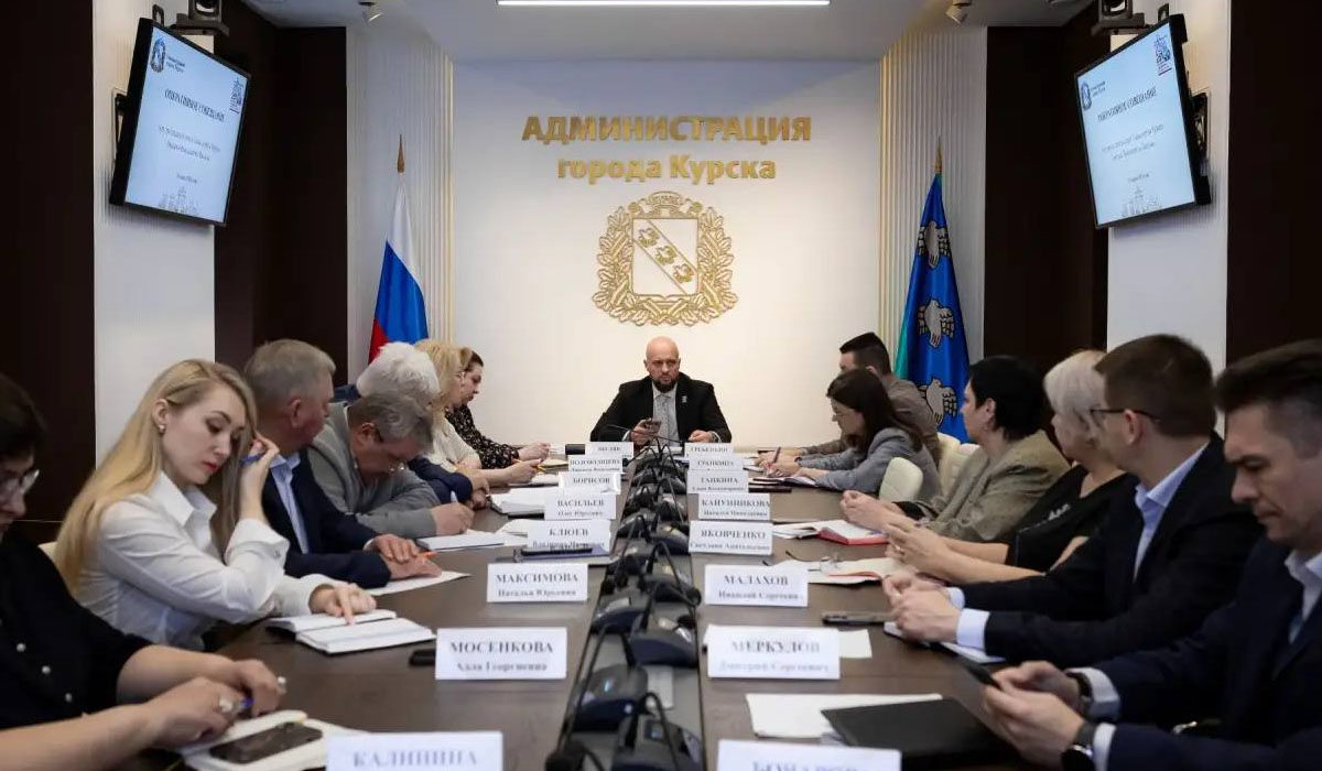 Мэр Курска обсудил итоги объезда округов на планёрке