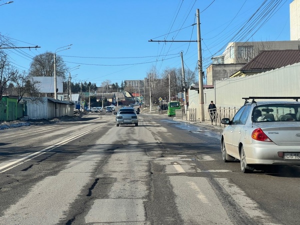 Асфальт полностью исчез: в Курской области рассыпались дороги