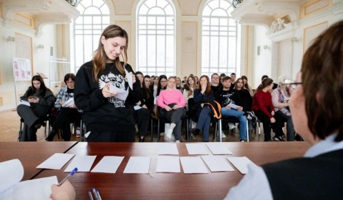 � ������ ������ ���������� �� ������������� 35 ������� ��� �����-�����