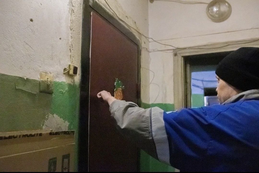 7 марта жители многоквартирного дома по адресу Магистральный проезд, 18/31, почувствовали характерный запах газа, исходящий из соседней квартиры