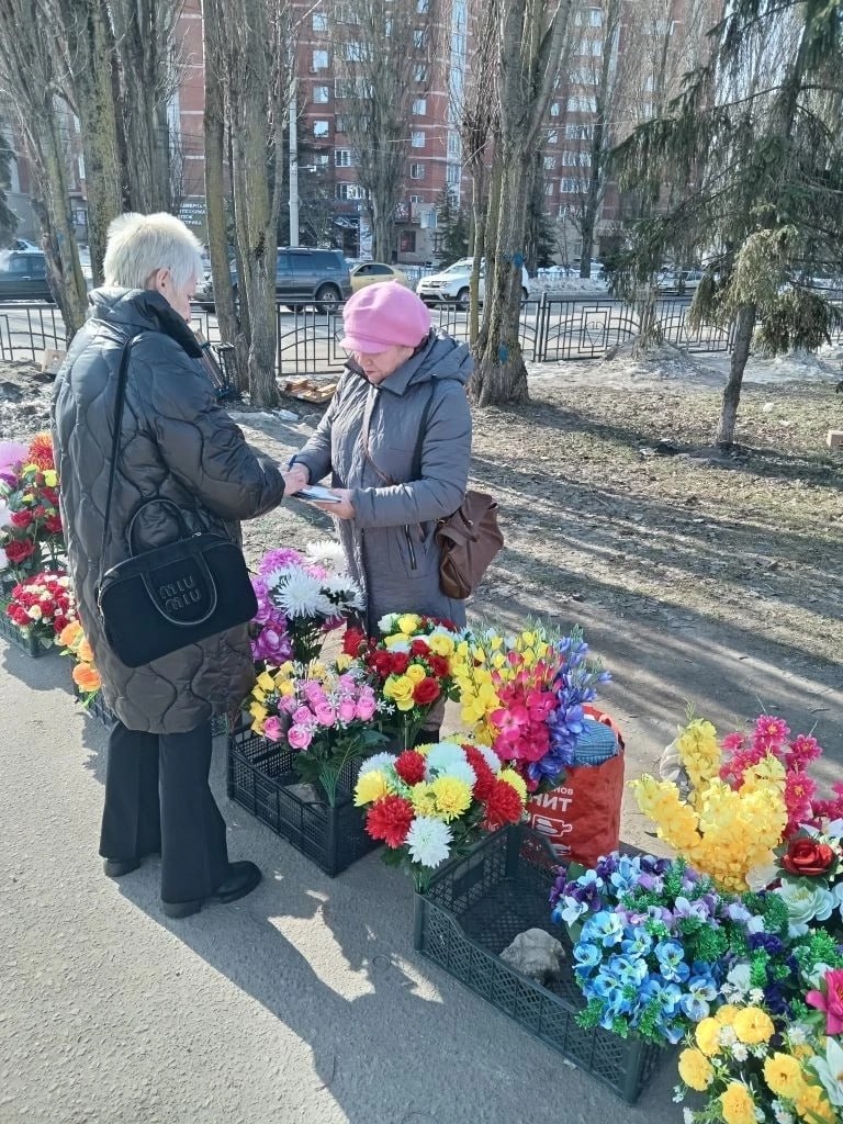 Администрация Центрального округа провела два рейда по пресечению незаконной торговли в центре Курска