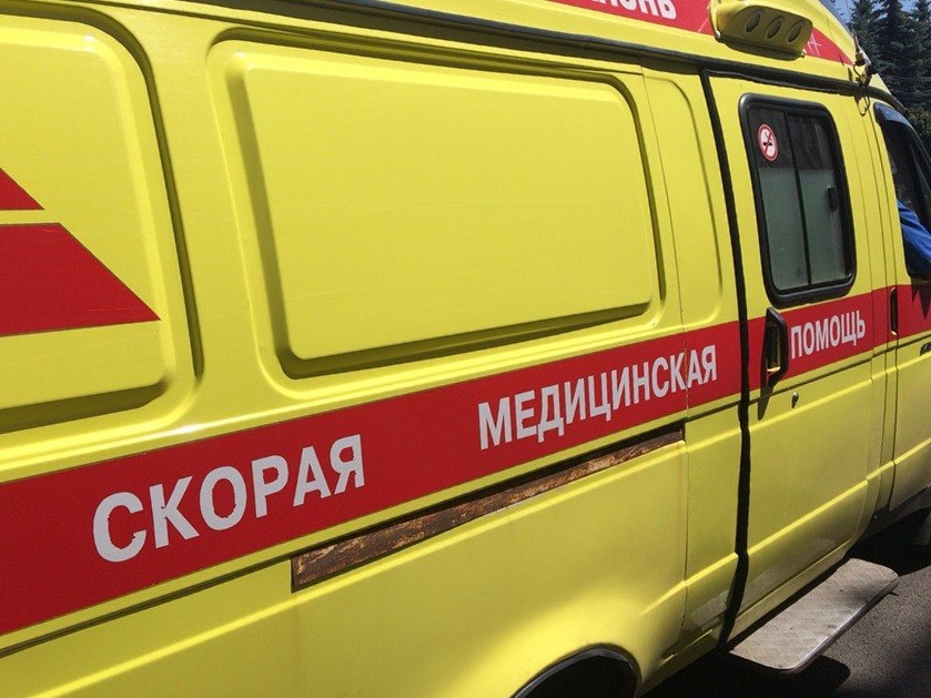 Двух курян, пострадавших при атаке на Хомутовский район, доставят в столичные клиники