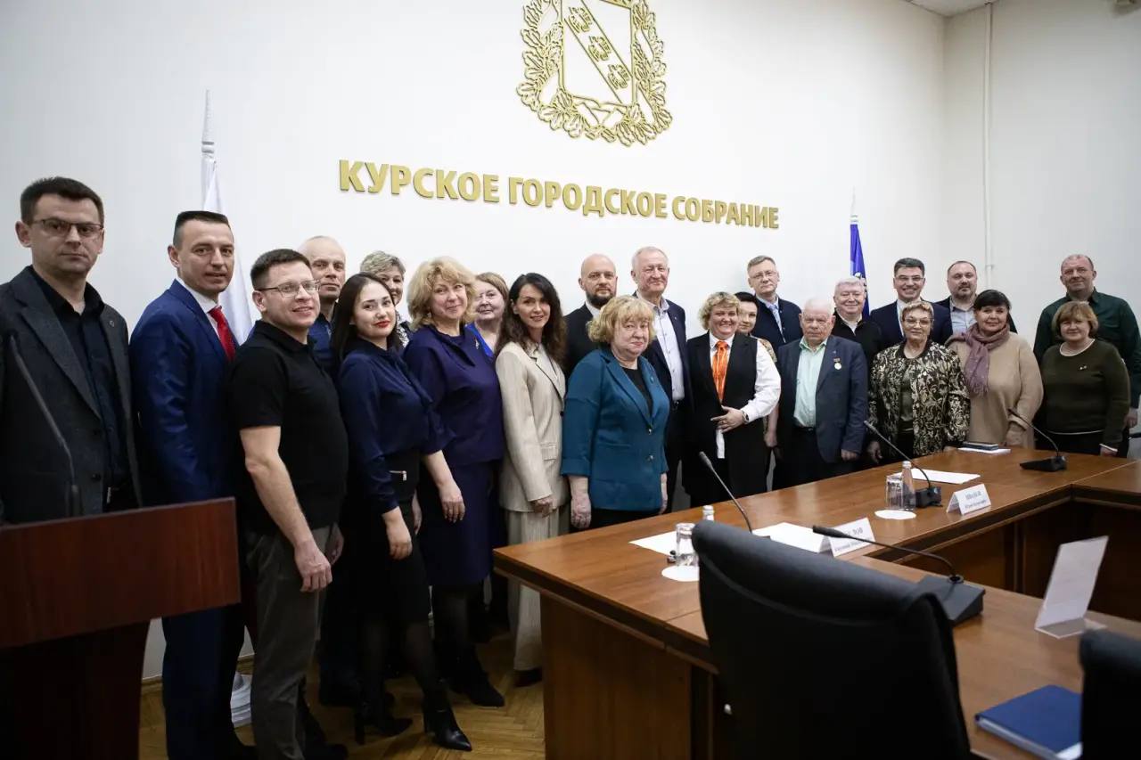 В Курске обсудили содержание дорог и остановок общественного транспорта