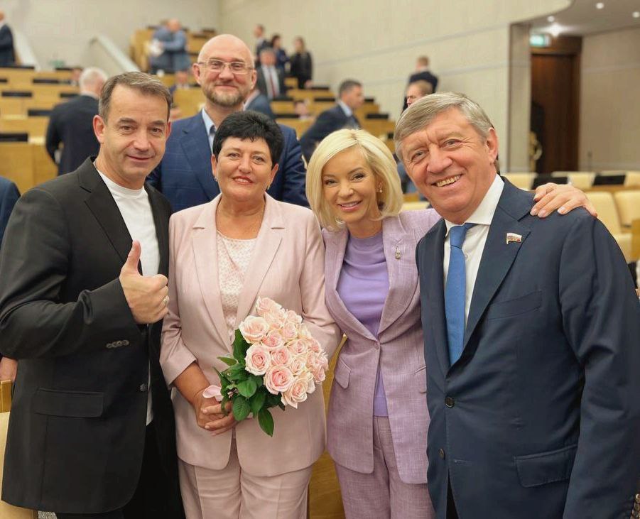 Ольга Германова: Всемирный День театра!. Это значит, что подлинное искусство, призванное возвышать душу, объединяет людей по всему миру