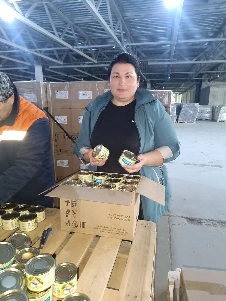 Павел Золотарев: Дорогие друзья!. Присоединяйтесь к доброй инициативе! В Курске продолжается сбор гуманитарной помощи для жителей приграничных районов на складе