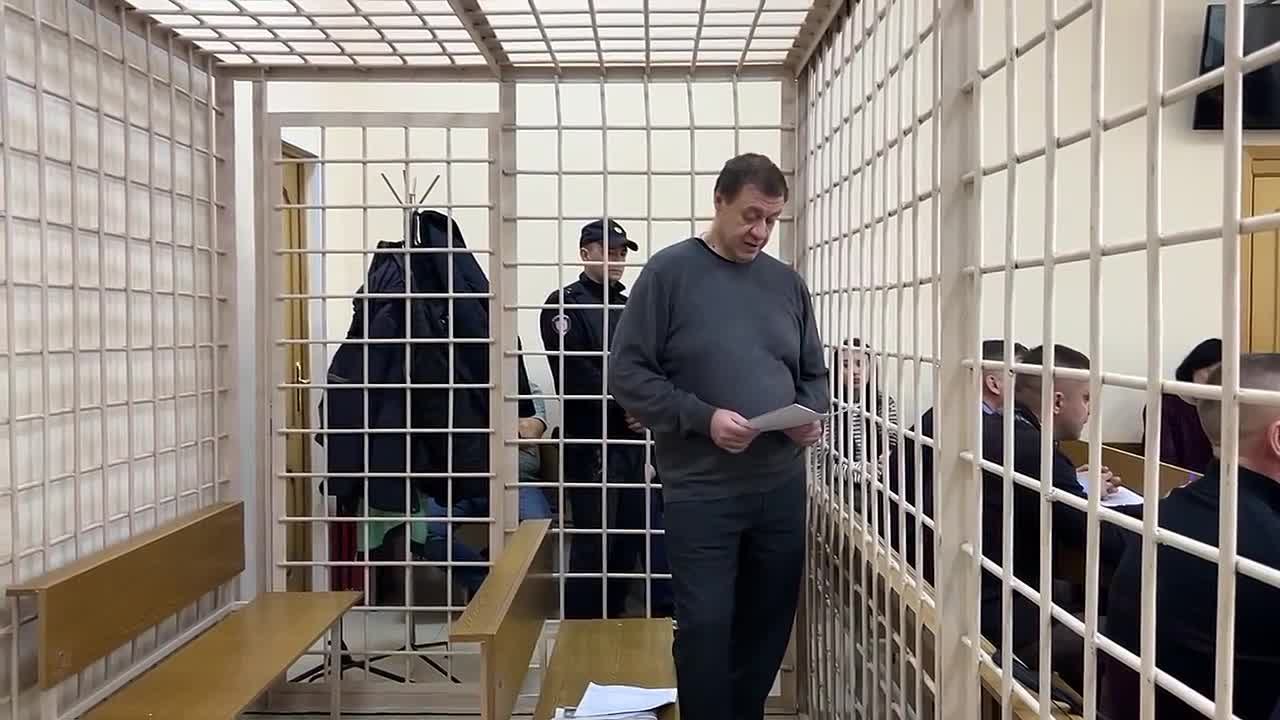 «Мне стыдно, прошу учесть мое здоровье»