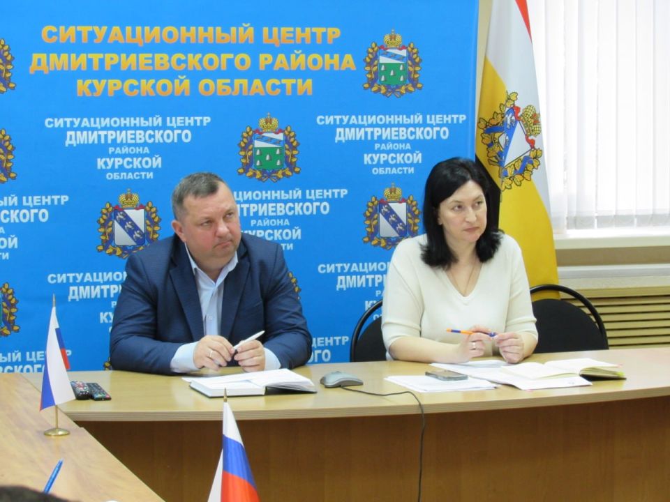 Сергей Ливенцев: Состоялось рабочее совещание с участием глав муниципальных образований и их заместителей, на котором рассмотрели несколько ключевых вопросов: