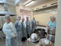 Детская пресс-служба администрации Курска побывала на экскурсии на молочной кухне