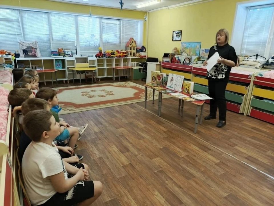 библиотекефилиале № 14 прошла литературная программа «С доброй книгой назначена встреча» для ребят из детского сада № 57 — в рамках Всероссийской недели деткой книги