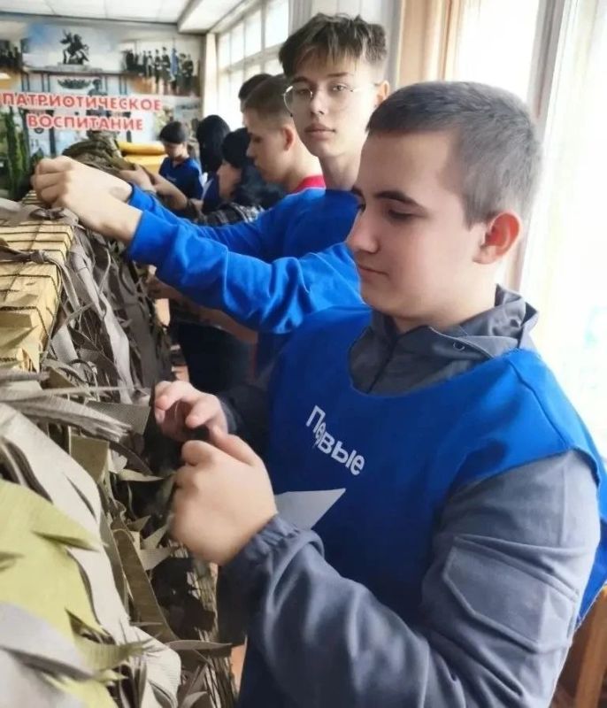 Павел Золотарев: Дорогие друзья!. Тимуровцы первичного отделения «Движения Первых» Коровяковской школы снова за работой