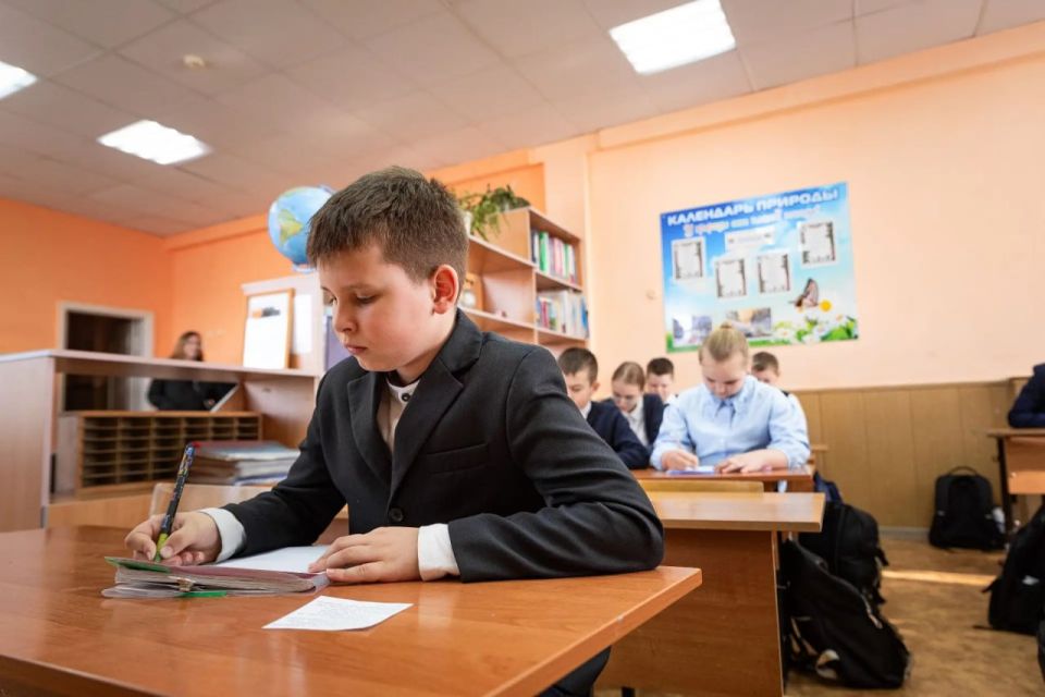 В школах Курска сегодня стартует запись детей в первый класс