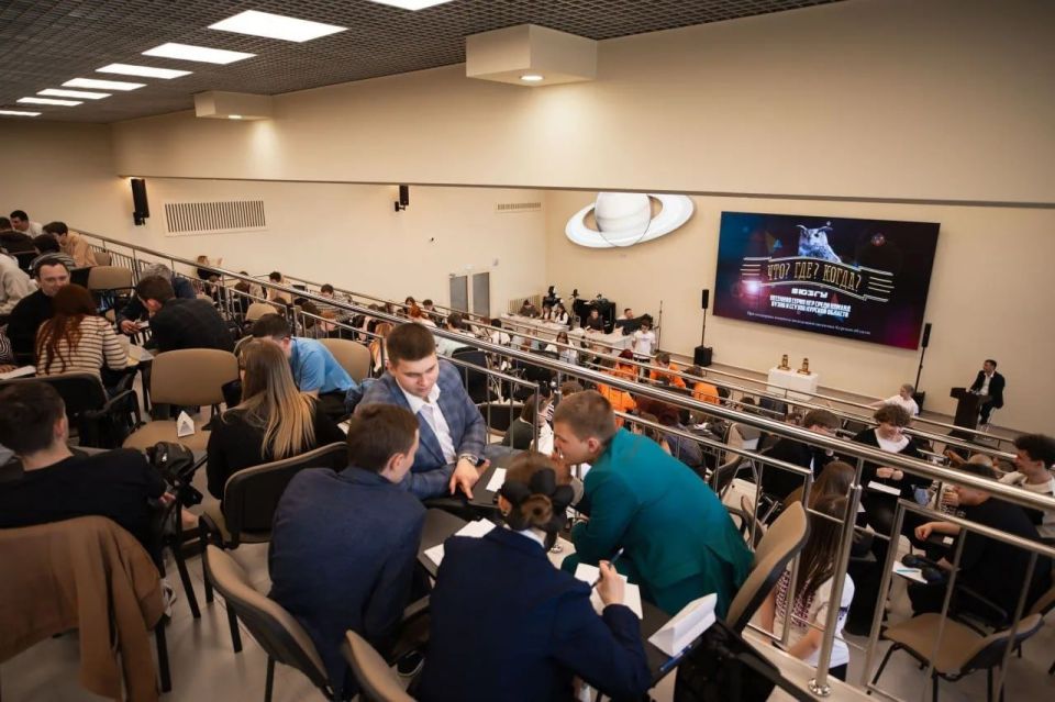 В ЮЗГУ стартовал региональный турнир «Что? Где? Когда?»