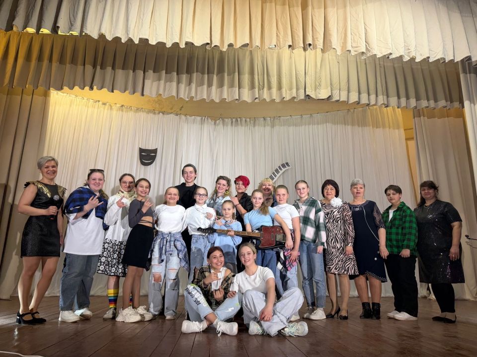 27 марта в Магнитном СДК прошел тематический творческий вечер, посвященный дню работника культуры