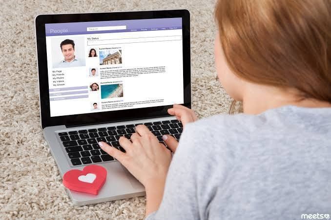 Интернет-знакомство обернулось для курской студентки финансовыми потерями