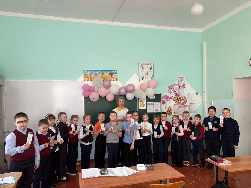 Здоровье без гаджетов. В 1А классе МКОУ "Фатежская СОШ 2" прошла увлекательная лекция-практикум "Здоровье без гаджетов"!