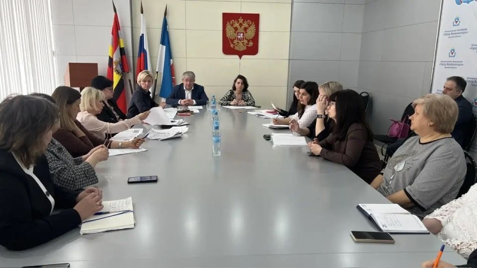 Александр Михайлов: С рабочим визитом Железногорск посетила министр образования Курской области Наталия Леонова