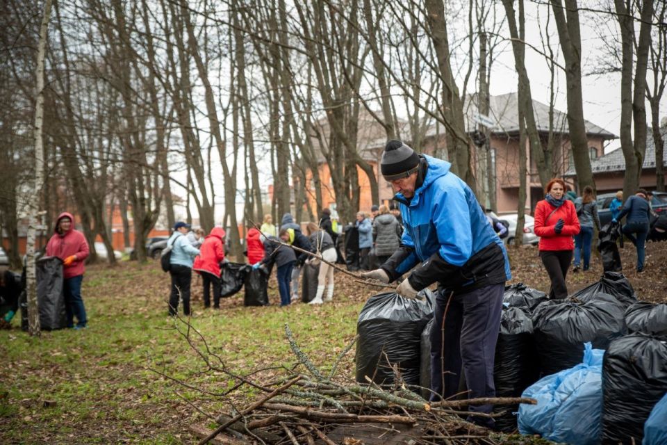 Напоминаем, что с 4 по 30 апреля 2026 года в Курске объявлен месячник благоустройства