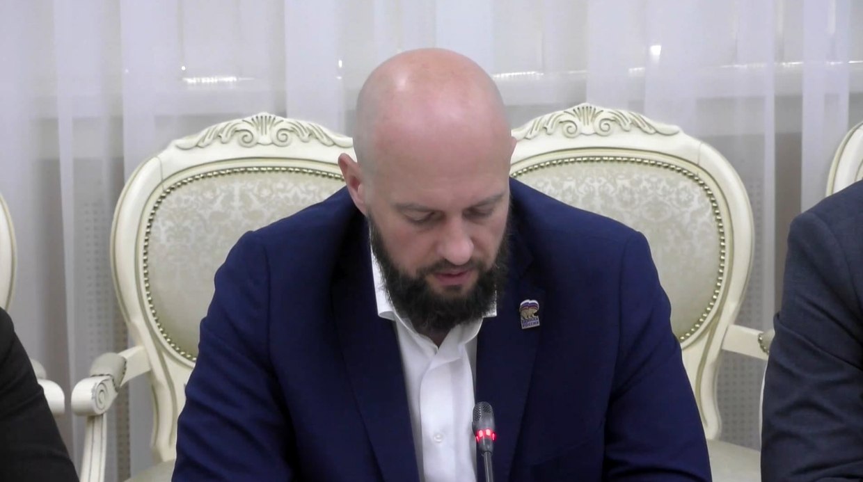 В Курске УК перекладывают свой мусор на городскую землю