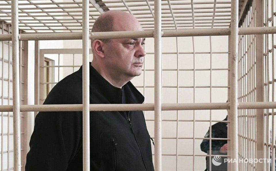 �������� ���-����������� ������� �������� ����������� � 14 ����� � ������ � 400 ��������� ������ �� ���� � �������