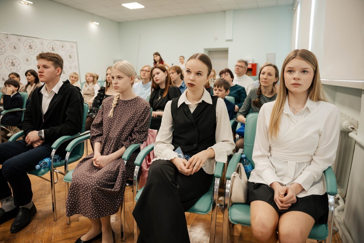 Курские школьники отправятся на конкурс юных чтецов в «Артек»