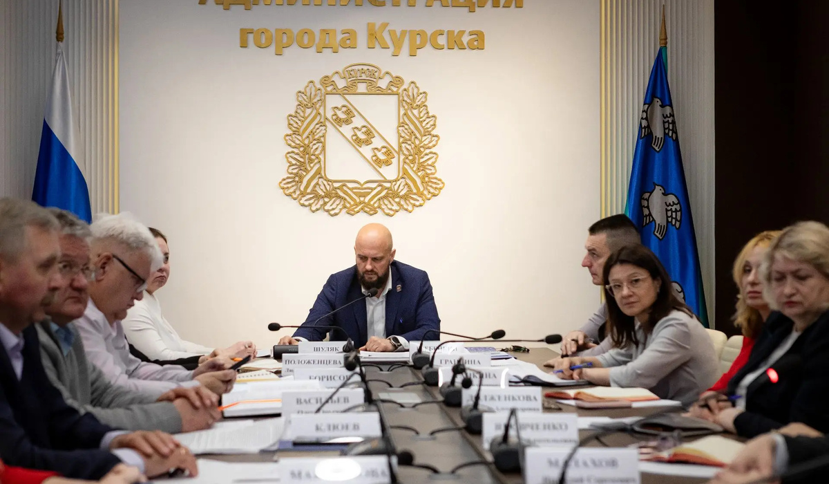 В Курске обсудили состояние дорожного покрытия и уборку улиц