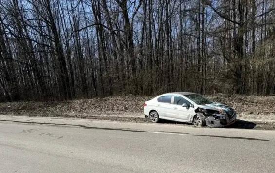 В Курске в аварии на 50 лет Октября пострадали два человека