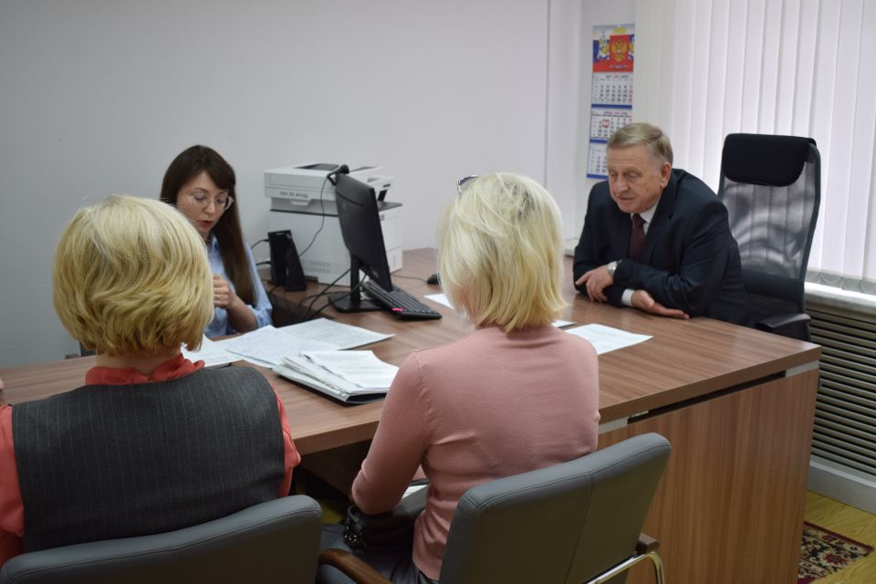 Участие в решении самых острых и важных для населения вопросов