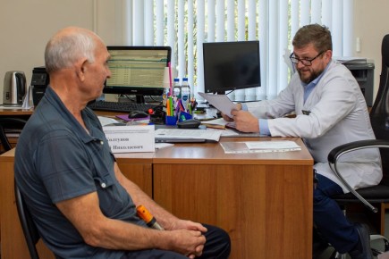 На страже здоровья курян стоят более 5,6 тысячи врачей