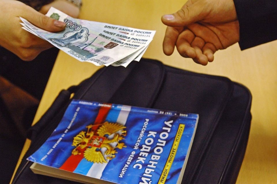 Госавтоинспекция Курской области разъясняет ответственность за дачу взятки должностному лицу