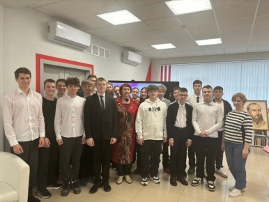 Курская поэтесса Татьяна Страхова презентовала новый сборник стихотворений «Приметы времени»