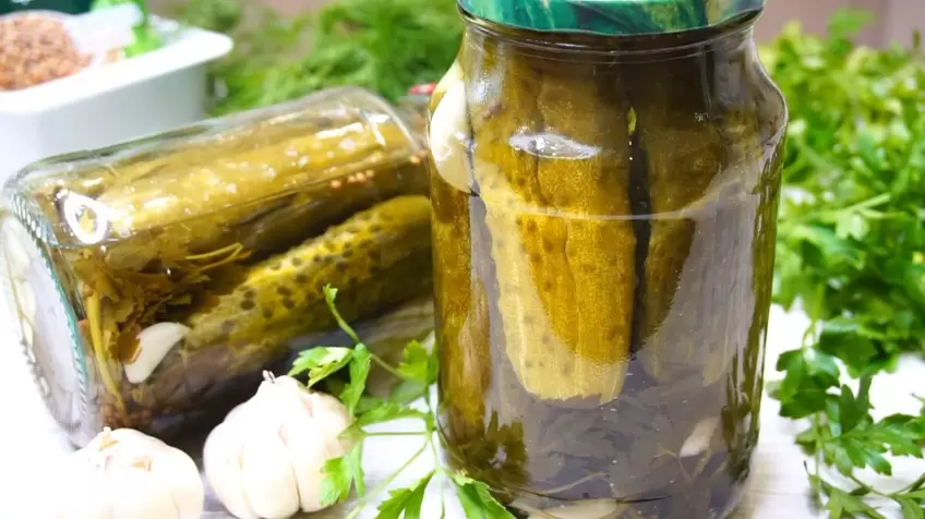 Огурцы с кориандром: секреты идеальной заготовки на зиму
