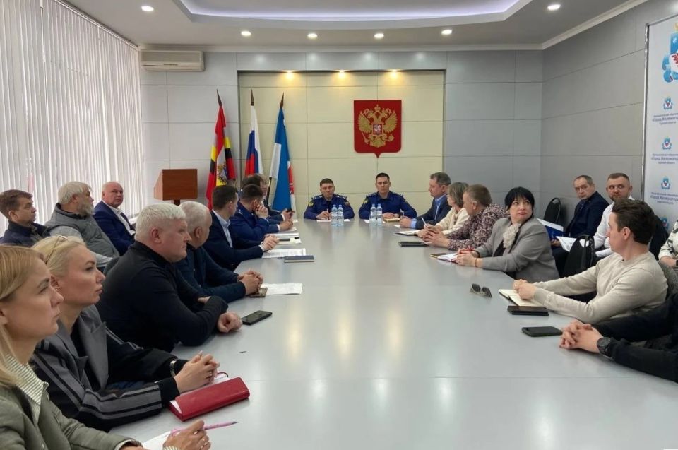 Выездная информационная работа