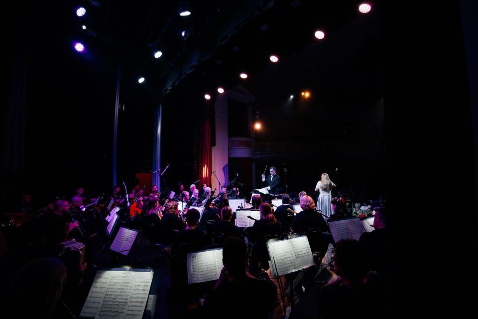 14 апреля в 19:00 в Курской государственной филармонии в рамках абонемента №25 «Русский стиль» состоится концерт «Стирая грани. От мюзикла до рока»