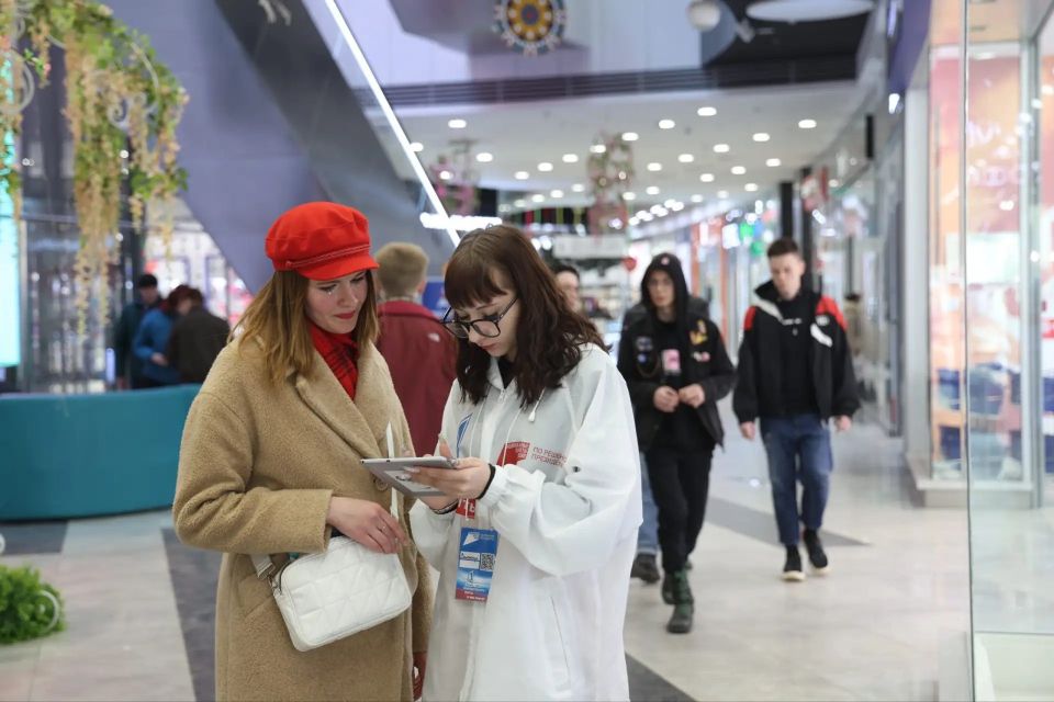 Курян приглашают стать волонтёрами программы «Формирование комфортной городской среды»