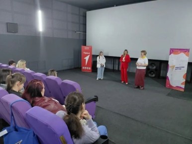 6 апреля в КДЦ "Комета" г.Фатеж прошла встреча с представителями регионального отделения Движения Первых