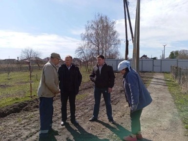 Николай Волобуев: В администрацию Беловского района обратилась жительница слободы Белой Левченкова Татьяна Сергеевна, проживающая по ул. Садовая, 12, по вопросу благоустройства территории после ремонта водопровода к...